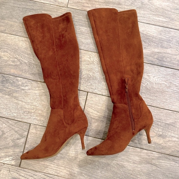 🍁NWT! Charles David “ Brown Suede Knee High boots - Picture 2 of 11